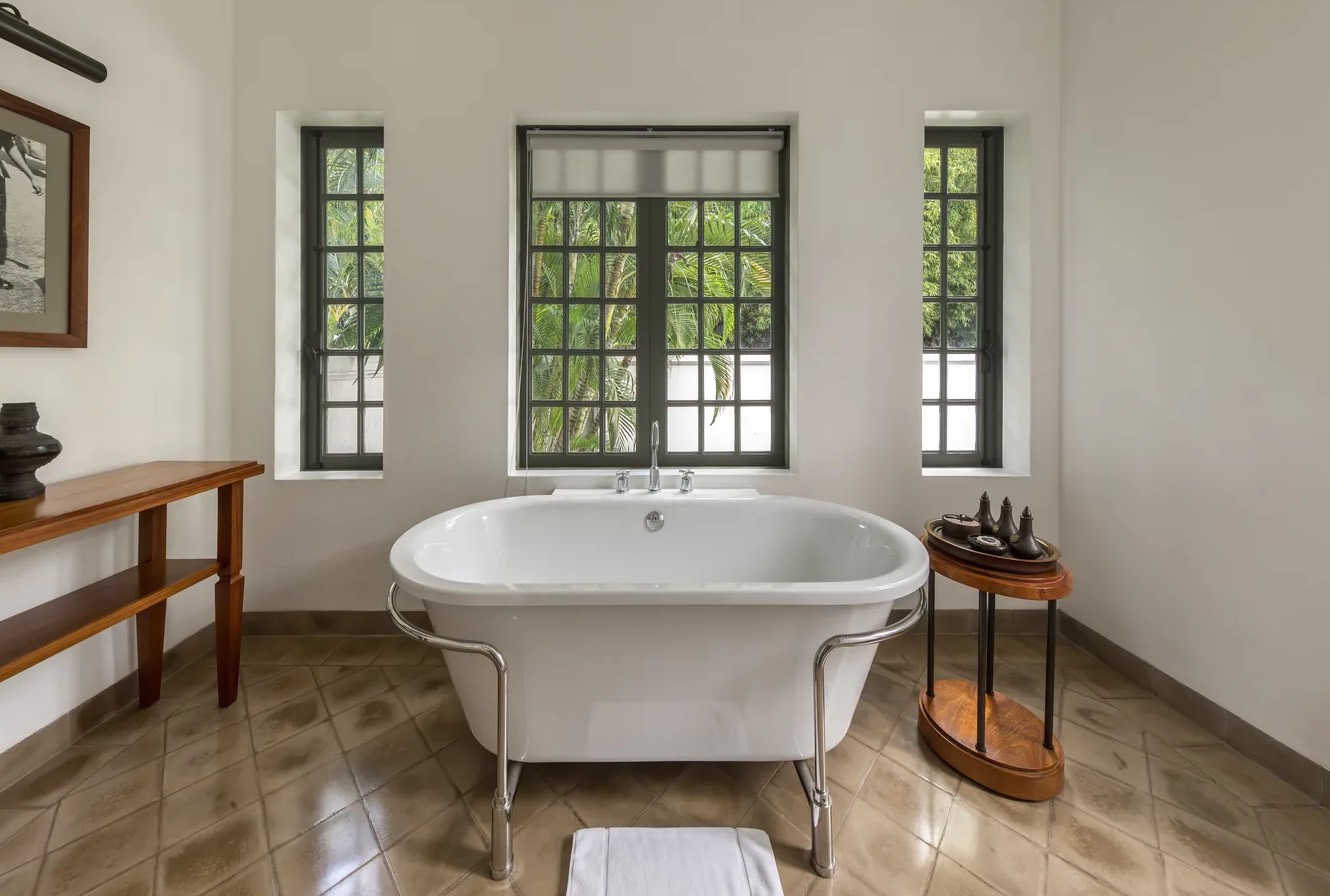 Bathroom Water Damage Cleanup in Katy, TX
